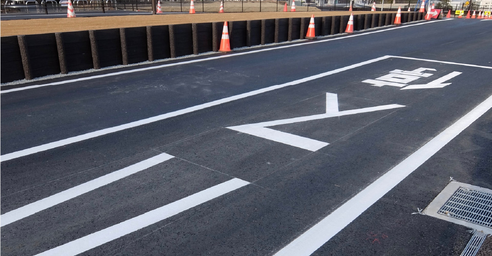 写真：路面標示